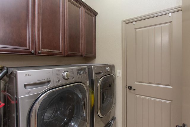 4647 Falcon Crest Way, Turlock, CA 95382