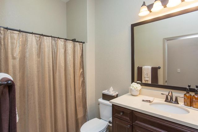 4647 Falcon Crest Way, Turlock, CA 95382