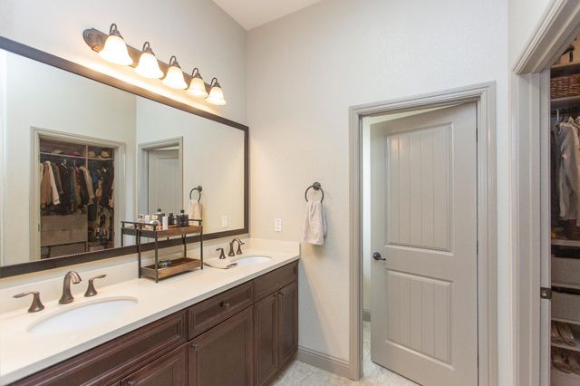 4647 Falcon Crest Way, Turlock, CA 95382