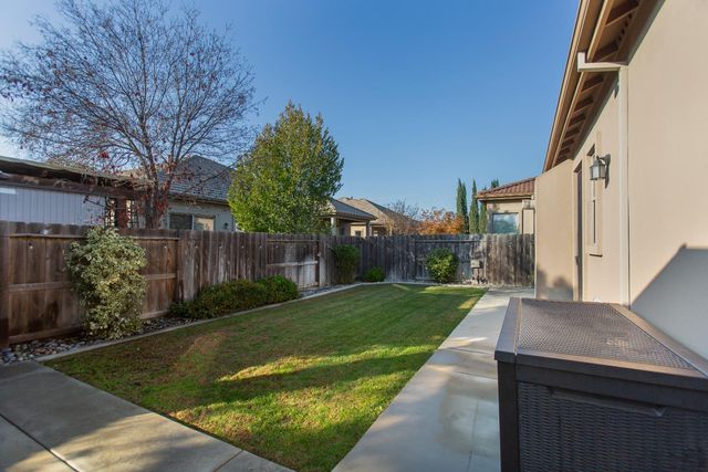 4647 Falcon Crest Way, Turlock, CA 95382