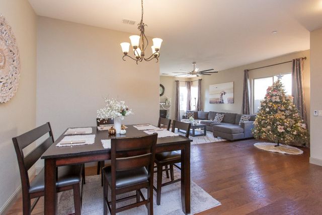 4647 Falcon Crest Way, Turlock, CA 95382