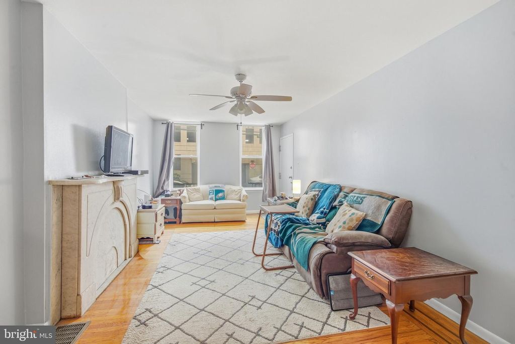 523 N 20TH ST, PHILADELPHIA, PA 19130 — photo 2