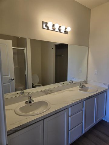 4266 Plum Village Circle 39, Monroe, MI 48161