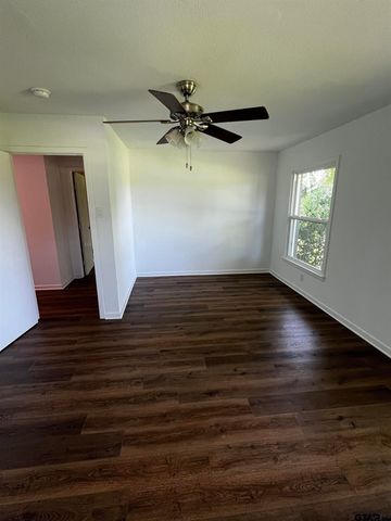 9457 Orchard Dr, Tyler, TX 75704