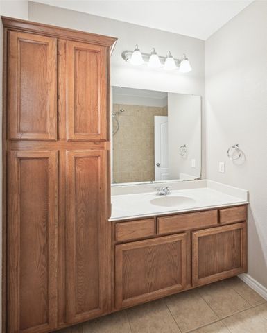 1208 Claire Court, Burleson, TX 76028