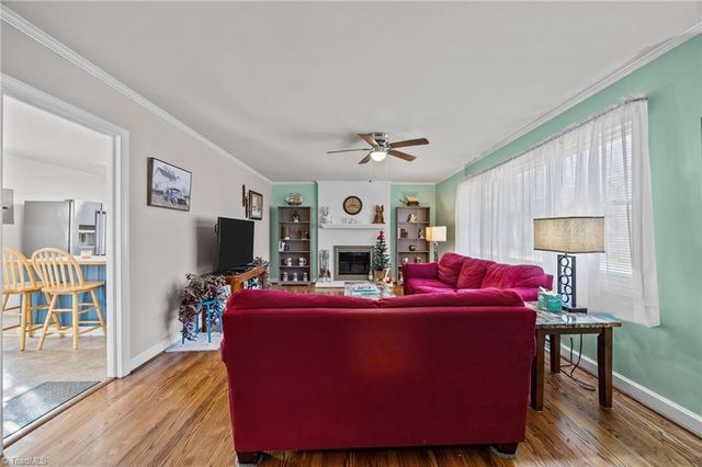 1217 Border Street, Burlington, NC 27217