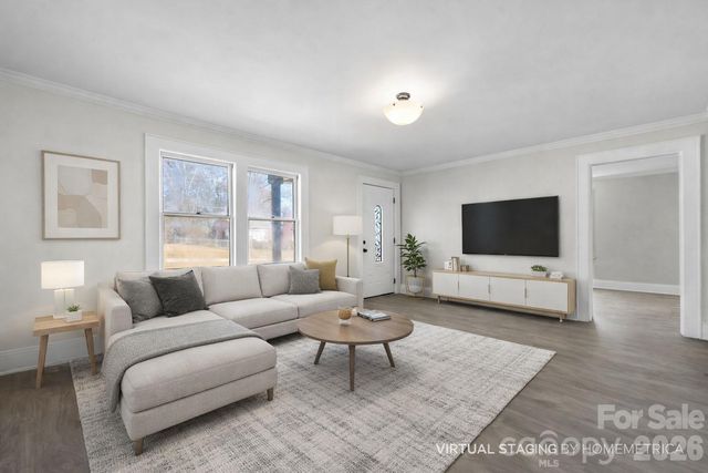 204 22nd Avenue NE, Hickory, NC 28601