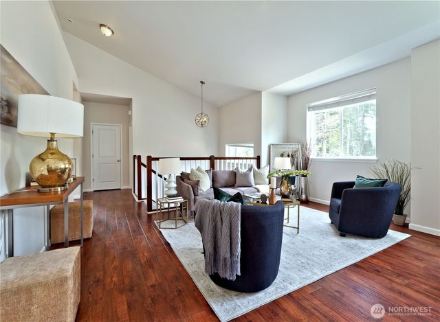 1808 Pierce Avenue NE, Renton, WA 98056