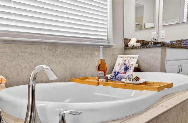 33142 CYPRESS BEND, Wesley Chapel, FL 33545