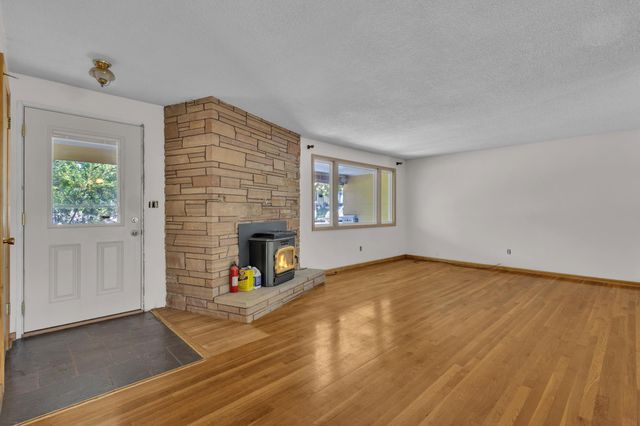 3 N 3rd St, Cheney, WA 99004