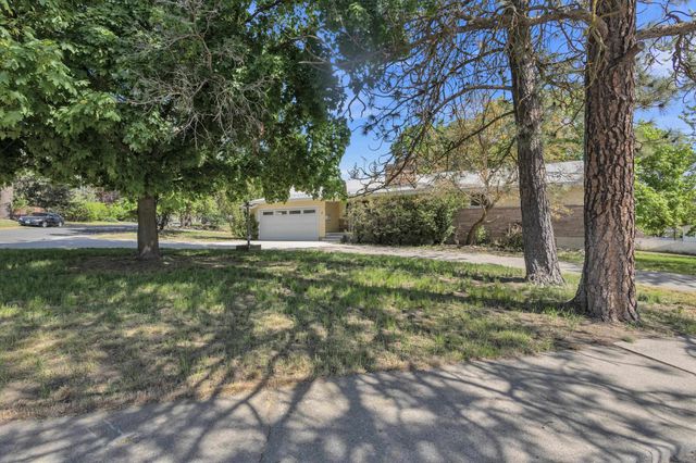 3 N 3rd St, Cheney, WA 99004