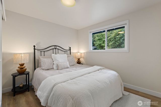 133 N 205th Street, Shoreline, WA 98133