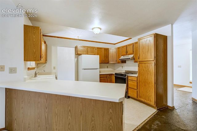 2170 Heatherdale Drive, Colorado Springs, CO 80915
