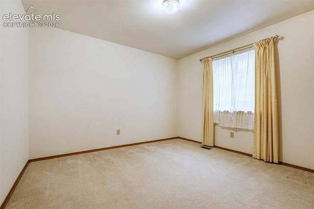 2170 Heatherdale Drive, Colorado Springs, CO 80915