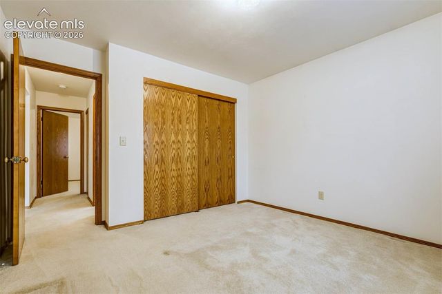 2170 Heatherdale Drive, Colorado Springs, CO 80915