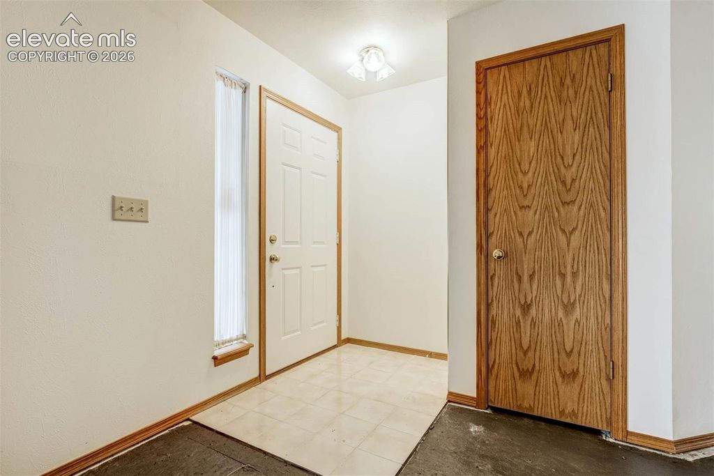 2170 Heatherdale Drive, Colorado Springs, CO 80915 — photo 2