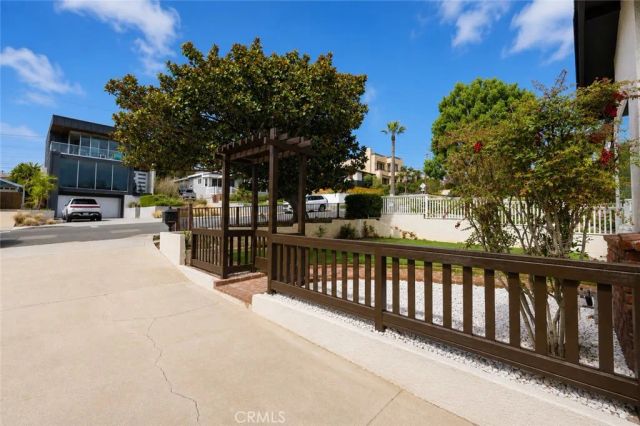 1026 Avenue A, Redondo Beach, CA 90277