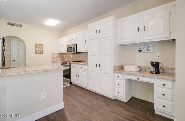 16806 S 37TH Way, Phoenix, AZ 85048