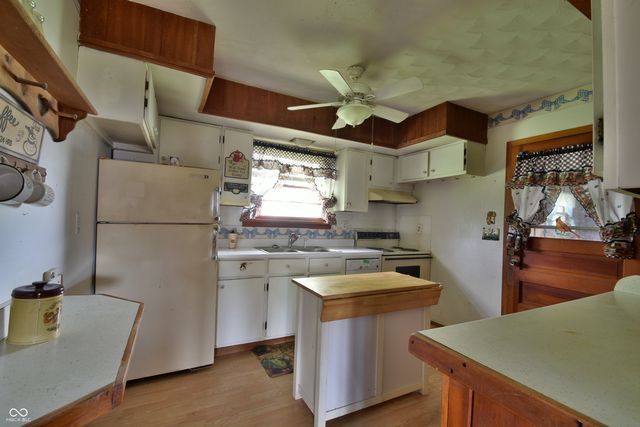 2912 Outer Drive, New Castle, IN 47362