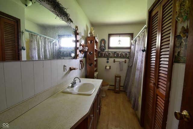 2912 Outer Drive, New Castle, IN 47362