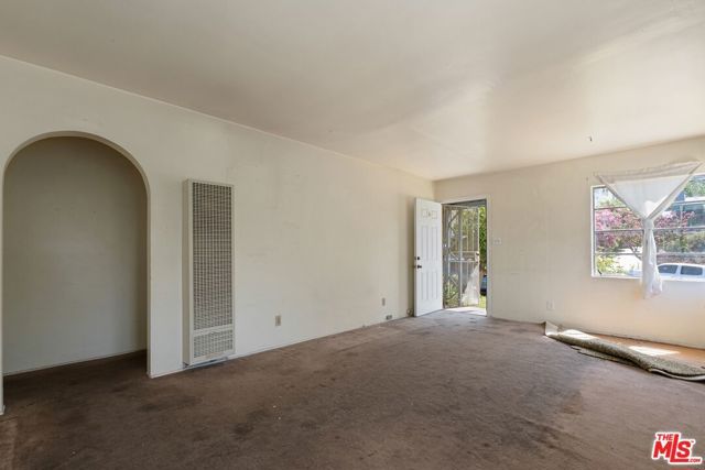 841 Laveta Terrace, Los Angeles, CA 90026
