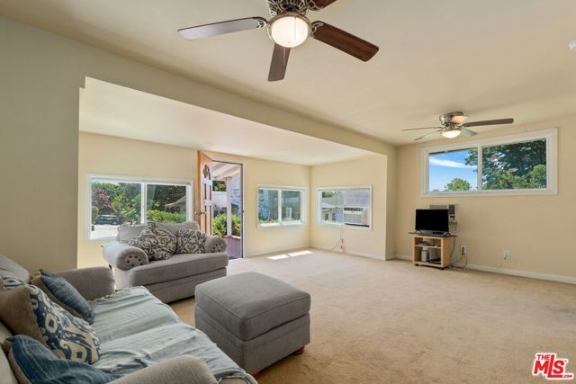 841 Laveta Terrace, Los Angeles, CA 90026