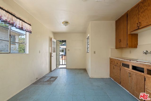 841 Laveta Terrace, Los Angeles, CA 90026