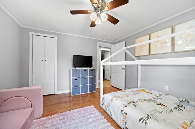 40 Lane St, Middleboro, MA 02346