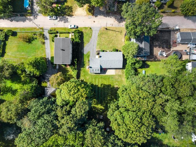 40 Lane St, Middleboro, MA 02346