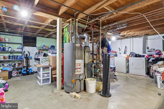 2900 IRONSTONE HILL RD, York, PA 17403