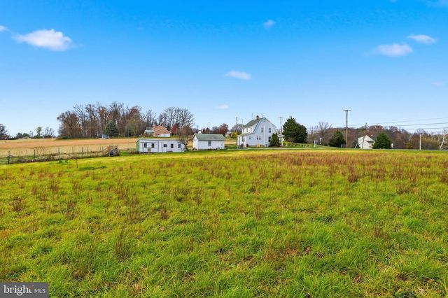 2900 IRONSTONE HILL RD, York, PA 17403