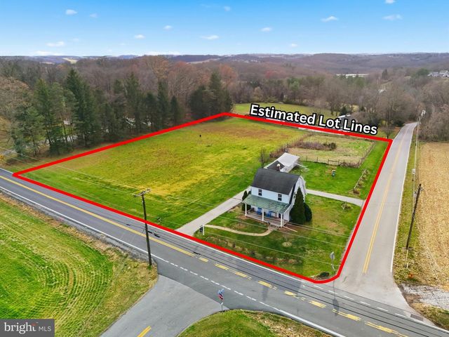 2900 IRONSTONE HILL RD, York, PA 17403