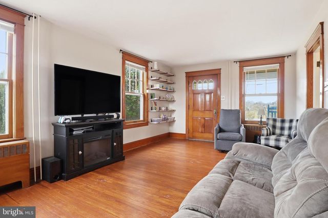 2900 IRONSTONE HILL RD, York, PA 17403