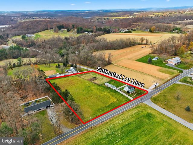 2900 IRONSTONE HILL RD, York, PA 17403