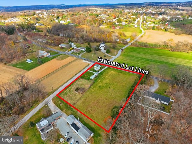 2900 IRONSTONE HILL RD, York, PA 17403