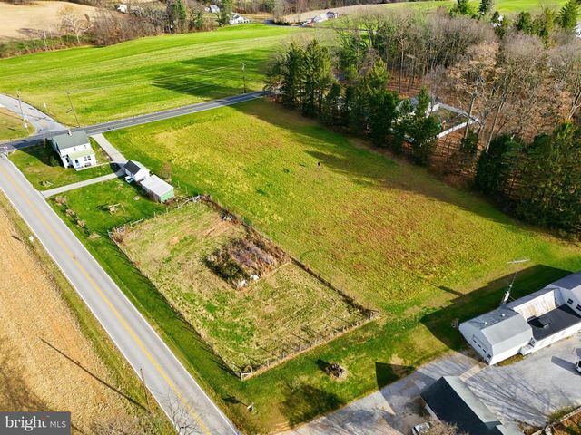 2900 IRONSTONE HILL RD, York, PA 17403