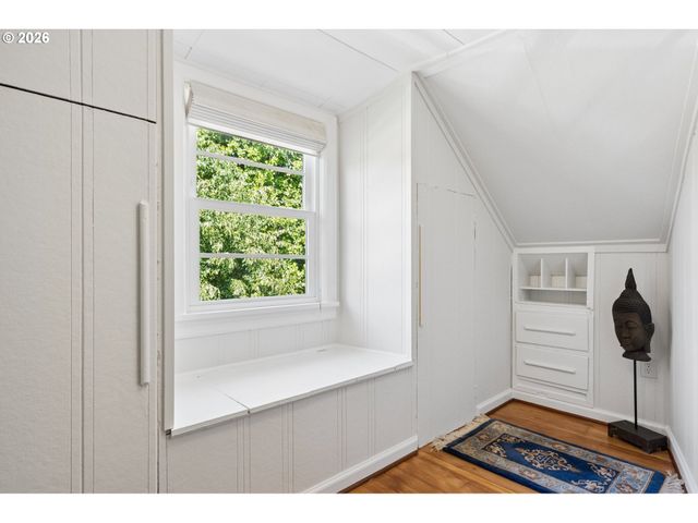 4505 Se CLINTON St, Portland, OR 97206