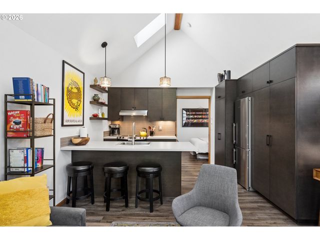 4505 Se CLINTON St, Portland, OR 97206