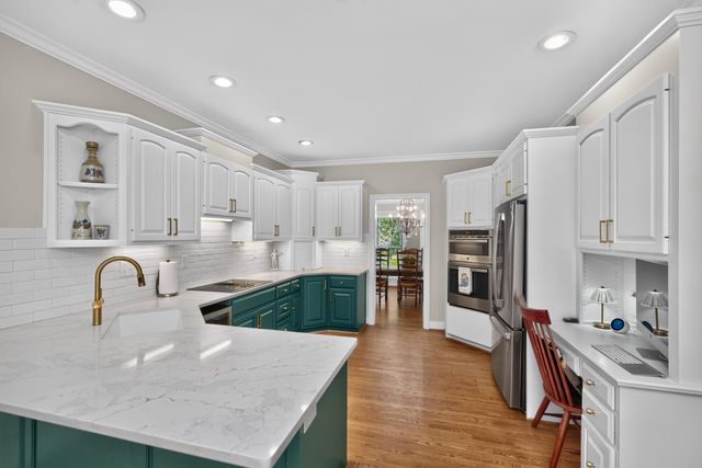 1237 Sherborne Place, Lexington, KY 40509