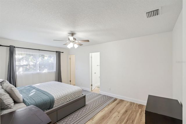 1500 PINECREST PLACE, Orlando, FL 32803