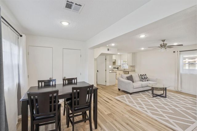 1500 PINECREST PLACE, Orlando, FL 32803