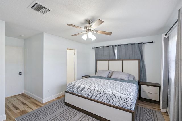 1500 PINECREST PLACE, Orlando, FL 32803