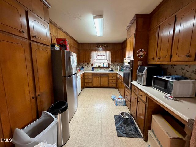 2853 Longpine Road, Burlington, NC 27215