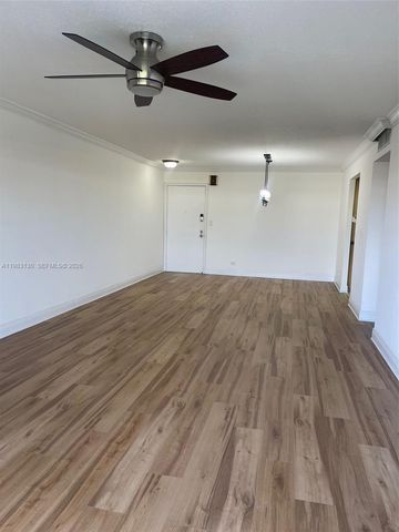 8107 SW 72nd Ave 423E, Miami, FL 33143