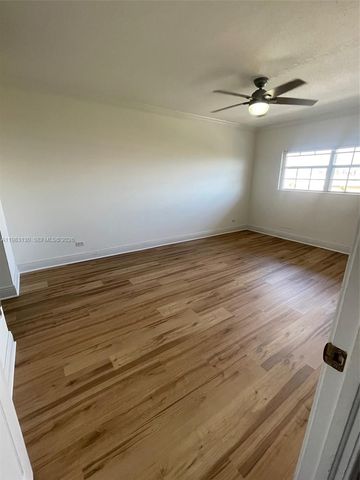 8107 SW 72nd Ave 423E, Miami, FL 33143