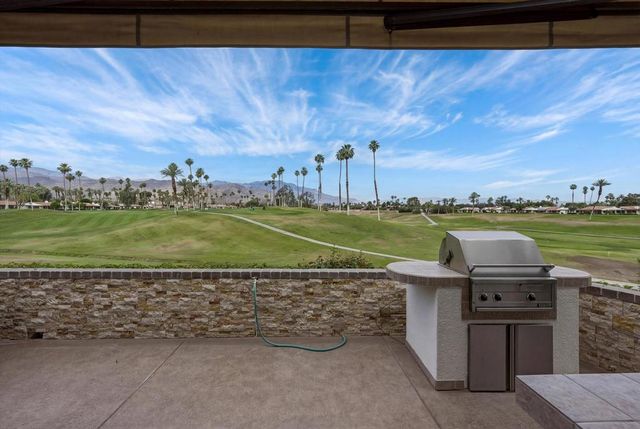24 El Toro Drive, Rancho Mirage, CA 92270