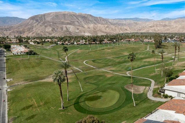 24 El Toro Drive, Rancho Mirage, CA 92270