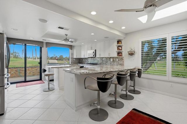 24 El Toro Drive, Rancho Mirage, CA 92270