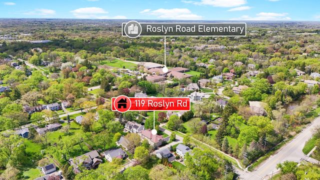 119 Roslyn Road, Barrington, IL 60010