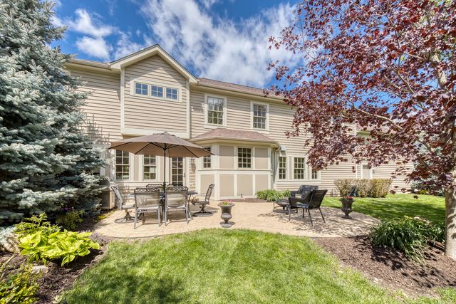 119 Roslyn Road, Barrington, IL 60010